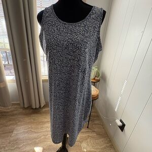 Columbia Omni freeze dress